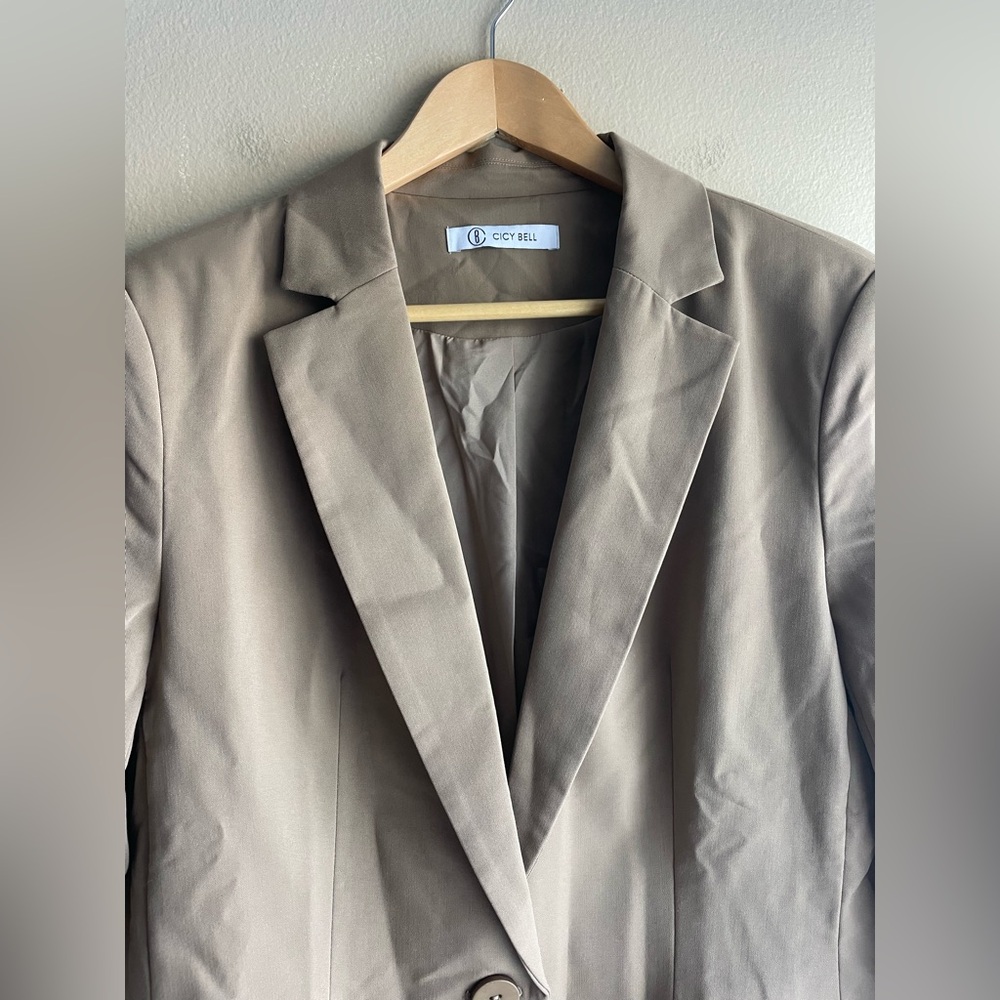 Cicy Bell Women Beige Tan Suit Jacket Size XL - Picture 2 of 11